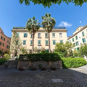 Ginny's Bed & Breakfast Roma